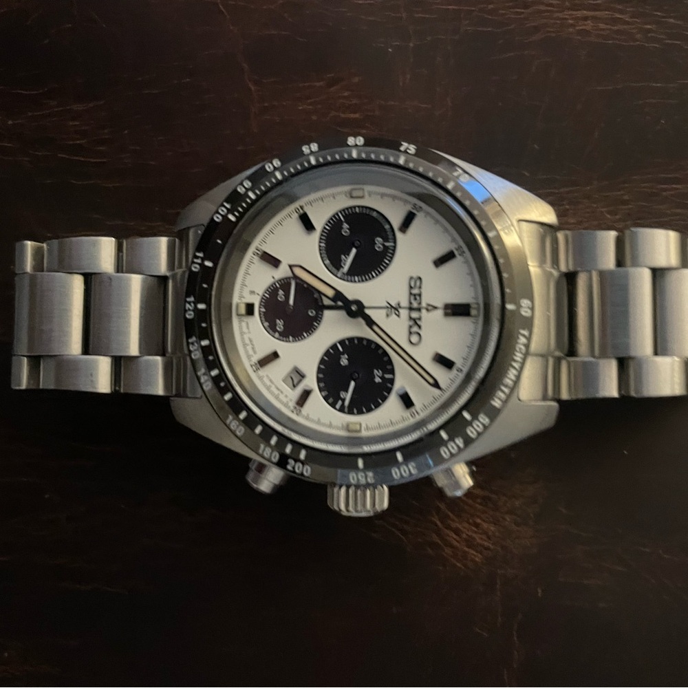 Seiko Speedtimer ssc813 Panda Dial 39mm